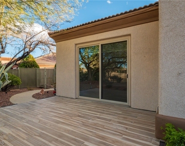 10534 Mandarino Avenue - Photo Thumbnail 10