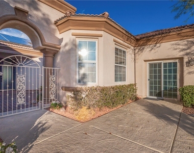 10534 Mandarino Avenue - Photo Thumbnail 2