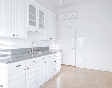 10534 Mandarino Avenue - Photo Thumbnail 27