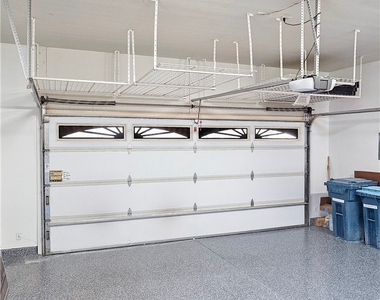 10534 Mandarino Avenue - Photo Thumbnail 20
