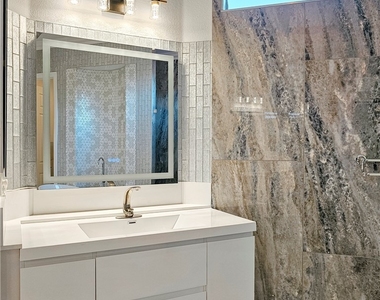 10534 Mandarino Avenue - Photo Thumbnail 35