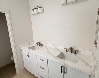 2591 Bonano Court - Photo Thumbnail 4