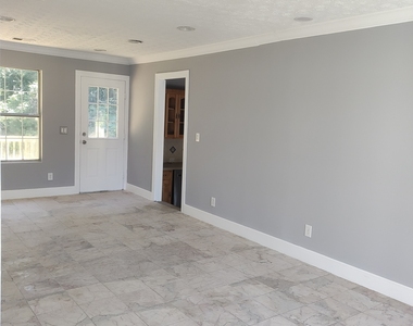 5508 Moriah Lane - Photo Thumbnail 4