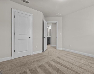3614 Shore Wood Avenue - Photo Thumbnail 30