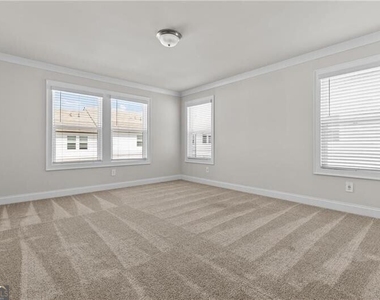 3614 Shore Wood Avenue - Photo Thumbnail 20