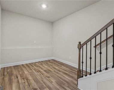 3614 Shore Wood Avenue - Photo Thumbnail 34