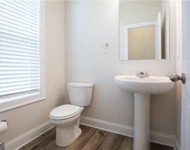 3614 Shore Wood Avenue - Photo Thumbnail 19