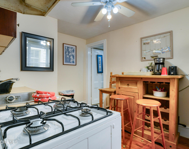 19 Webb Avenue - Photo Thumbnail 10