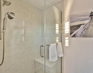 305 Baltimore Avenue - Photo Thumbnail 13