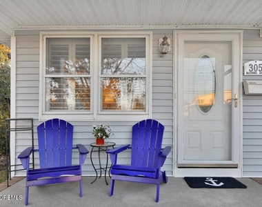 305 Baltimore Avenue - Photo Thumbnail 1