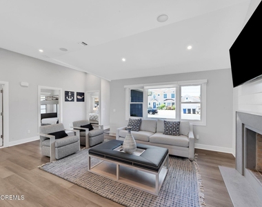 347 Bay Lane - Photo Thumbnail 20