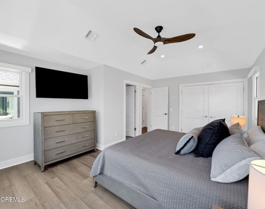 347 Bay Lane - Photo Thumbnail 31