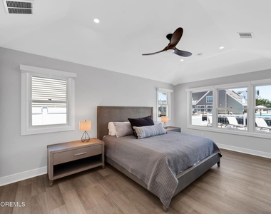 347 Bay Lane - Photo Thumbnail 29