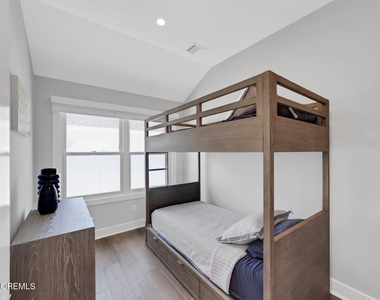 347 Bay Lane - Photo Thumbnail 38