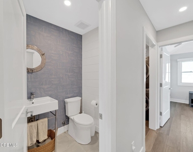 347 Bay Lane - Photo Thumbnail 41