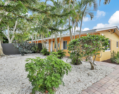 1000 Sw 30th Street - Photo Thumbnail 16
