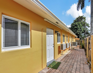 1000 Sw 30th Street - Photo Thumbnail 14