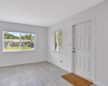 1000 Sw 30th Street - Photo Thumbnail 6