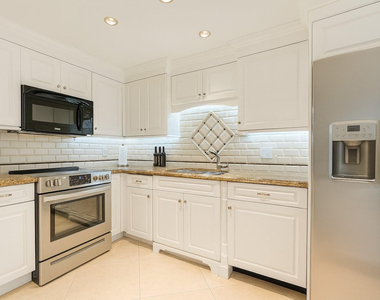 3460 S Ocean Boulevard - Photo Thumbnail 7