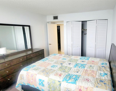 1009 N Ocean Boulevard - Photo Thumbnail 15