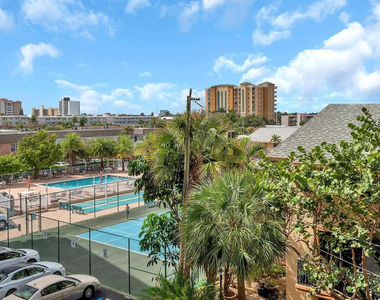 1009 N Ocean Boulevard - Photo Thumbnail 9