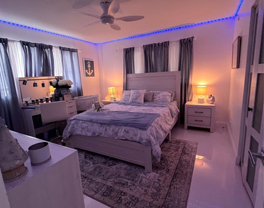 400 Golden Isles Drive - Photo Thumbnail 10