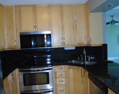 1800 N Andrews Avenue - Photo Thumbnail 26