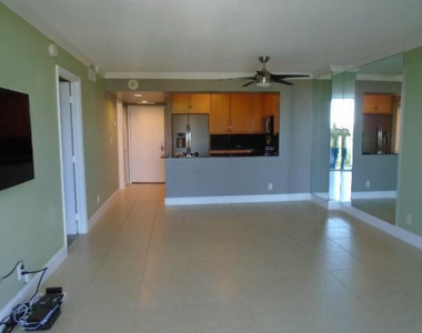 1800 N Andrews Avenue - Photo Thumbnail 24