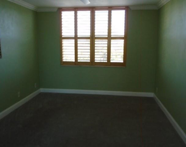 1800 N Andrews Avenue - Photo Thumbnail 28