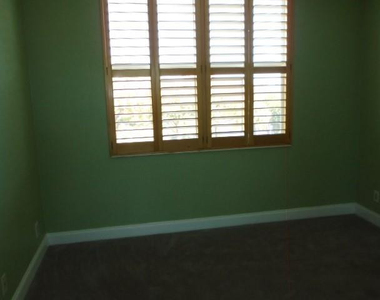 1800 N Andrews Avenue - Photo Thumbnail 27