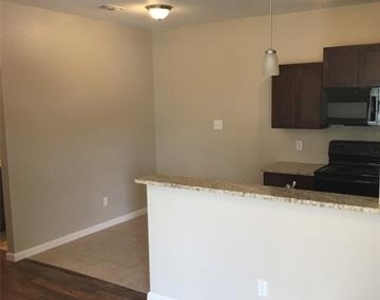 7513 Novella Drive - Photo Thumbnail 2