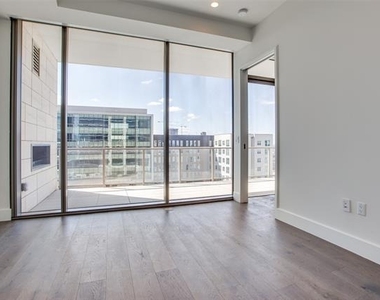 7901 Windrose Avenue - Photo Thumbnail 13