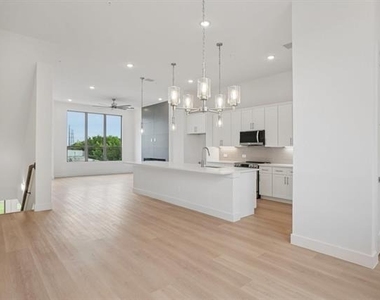 13351 Goodland Street - Photo Thumbnail 12