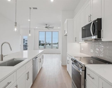 13351 Goodland Street - Photo Thumbnail 2