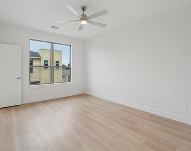 13351 Goodland Street - Photo Thumbnail 14