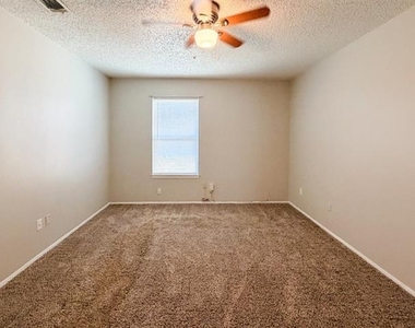 333 Charles Street - Photo Thumbnail 16
