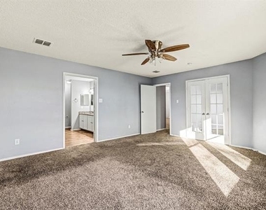 2256 White Oak Drive - Photo Thumbnail 19