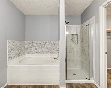 2256 White Oak Drive - Photo Thumbnail 23