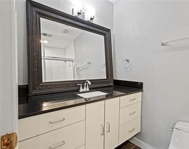 4371 Madera Road - Photo Thumbnail 10