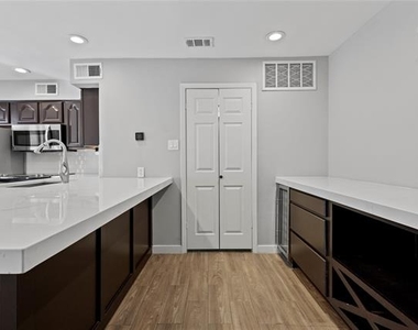 4371 Madera Road - Photo Thumbnail 19