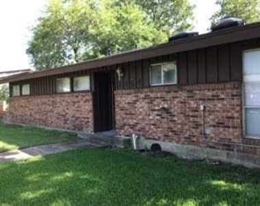 2801 Mill Pond Road - Photo Thumbnail 14