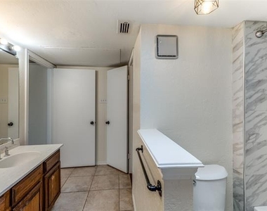 14277 Preston Road - Photo Thumbnail 8