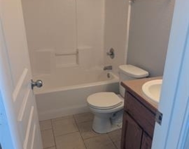 623 Antonio Lane - Photo Thumbnail 11