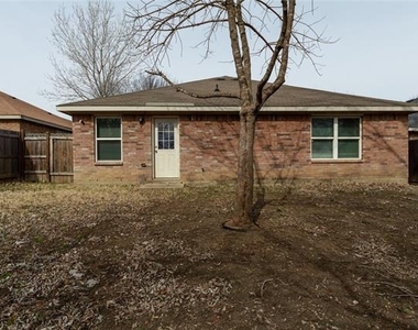 8534 Bearden Street - Photo Thumbnail 4