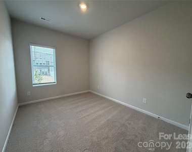 2529 Ruby Dixon Crossing Drive - Photo Thumbnail 10