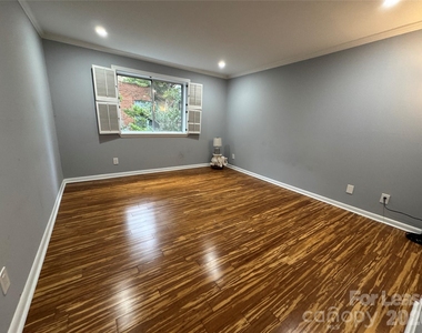 1323 Queens Road - Photo Thumbnail 13