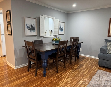 1323 Queens Road - Photo Thumbnail 2