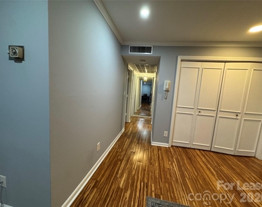 1323 Queens Road - Photo Thumbnail 10