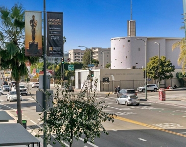 5750 Hollywood Boulevard - Photo Thumbnail 38
