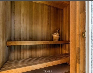685 Bradbury - Photo Thumbnail 15